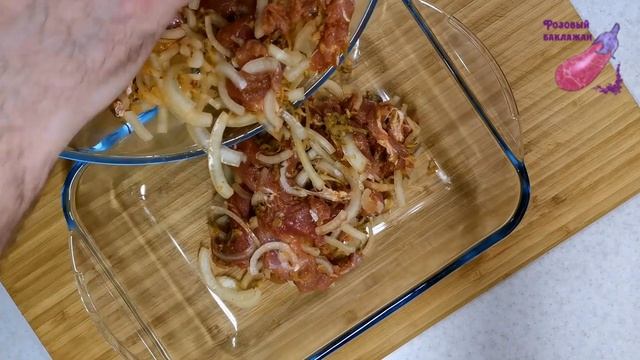 Замешиваем МЯСО с СОЛЕНЫМИ ОГУРЦАМИ. Рецепт мясного блюда под любой гарнир, без грамма масла! смотреть онлайн