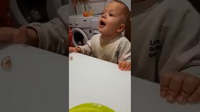 осторожно!!! слишком смешное видео ?????