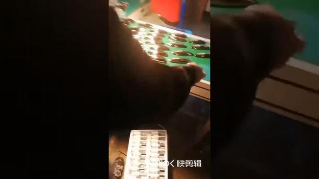 Профессиональный триммер для бороды kemei 0 мм, электрический резак резьбы, машинка стрижки волос, смотреть онлайн