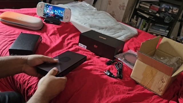 GPD G1 External Radeon 7600 XT mobile eGPU unboxing Part 1 of 2 смотреть онлайн