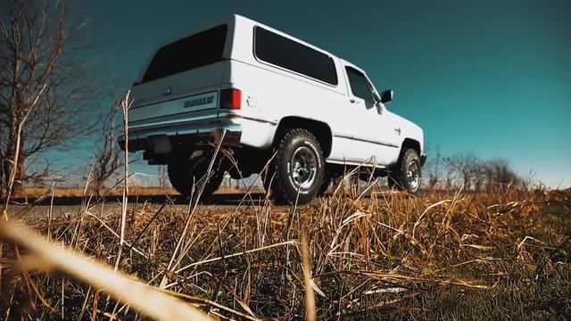1986 Chevrolet K5 Blazer 4x4 LS-Swap смотреть онлайн