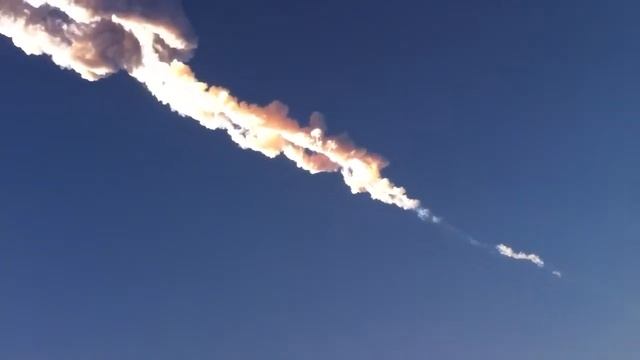 Метеорит над Челябинском - Meteor Russland, Tscheljabinsk смотреть онлайн