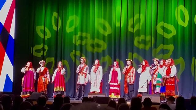 Фрагмент концерта посвященному дню культуры. смотреть онлайн
