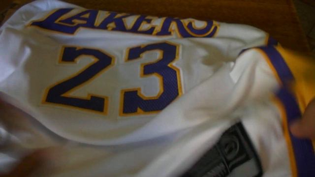 Баскетбольная джерси Nike NBA Los Angeles Lakers №23 Lebron James new collection белая магазин Bask смотреть онлайн