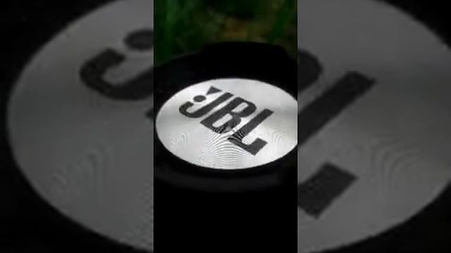 Басс тест только что купленной колонки JBL CHARGE 3 (Face) смотреть онлайн