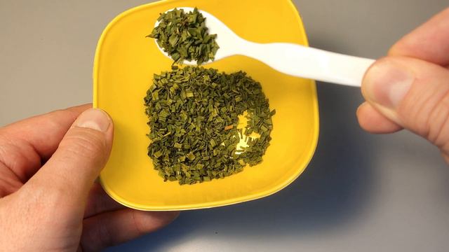 Ona je jako stara ali još uvijek ima savršene kosti i vid jer ovo jede смотреть онлайн