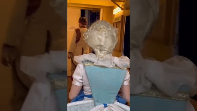 ИЗДЕРЖКИ ТЕАТРАЛЬНЫХ КОСТЮМОВ ?#SHORTS смотреть онлайн