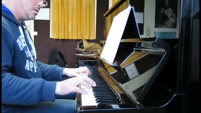 Mazurka en do mineur / M. Glinka смотреть онлайн