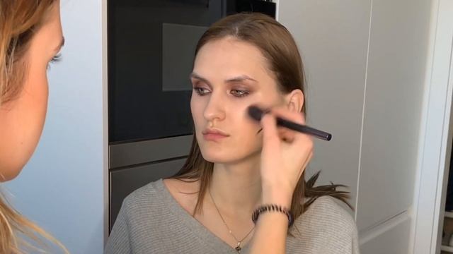 Макияж для глубоко посаженных глаз / как растушёвывать тени? / макияж для зелёных глаз смотреть онлайн