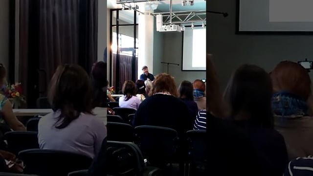 Овсянников Алексей о книге О чем думают растения смотреть онлайн