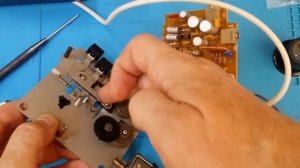 Кассетный магнитофон-проигрыватель «Берестье П-402С» . РЕМОНТ !  Часть № 2. Мой музей СССР  № 106 .