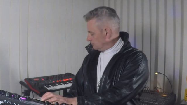 Oxygene by Jean Michel Jarre covered by Savage Romance (12 weeks in the making) смотреть онлайн