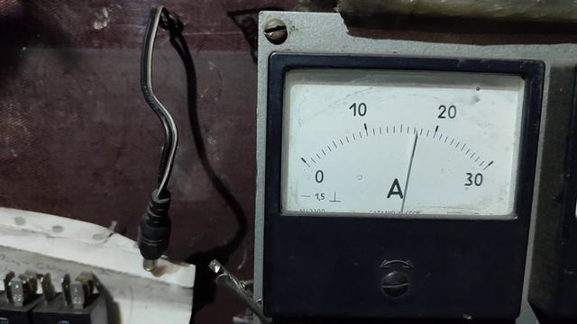 На то она и зима что ветер каждый день.(отключили свет сижу на альтернативе) смотреть онлайн