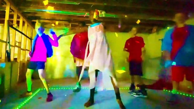 Just Dance 2023 Edition - If You Wanna Party by The Just Dancers смотреть онлайн