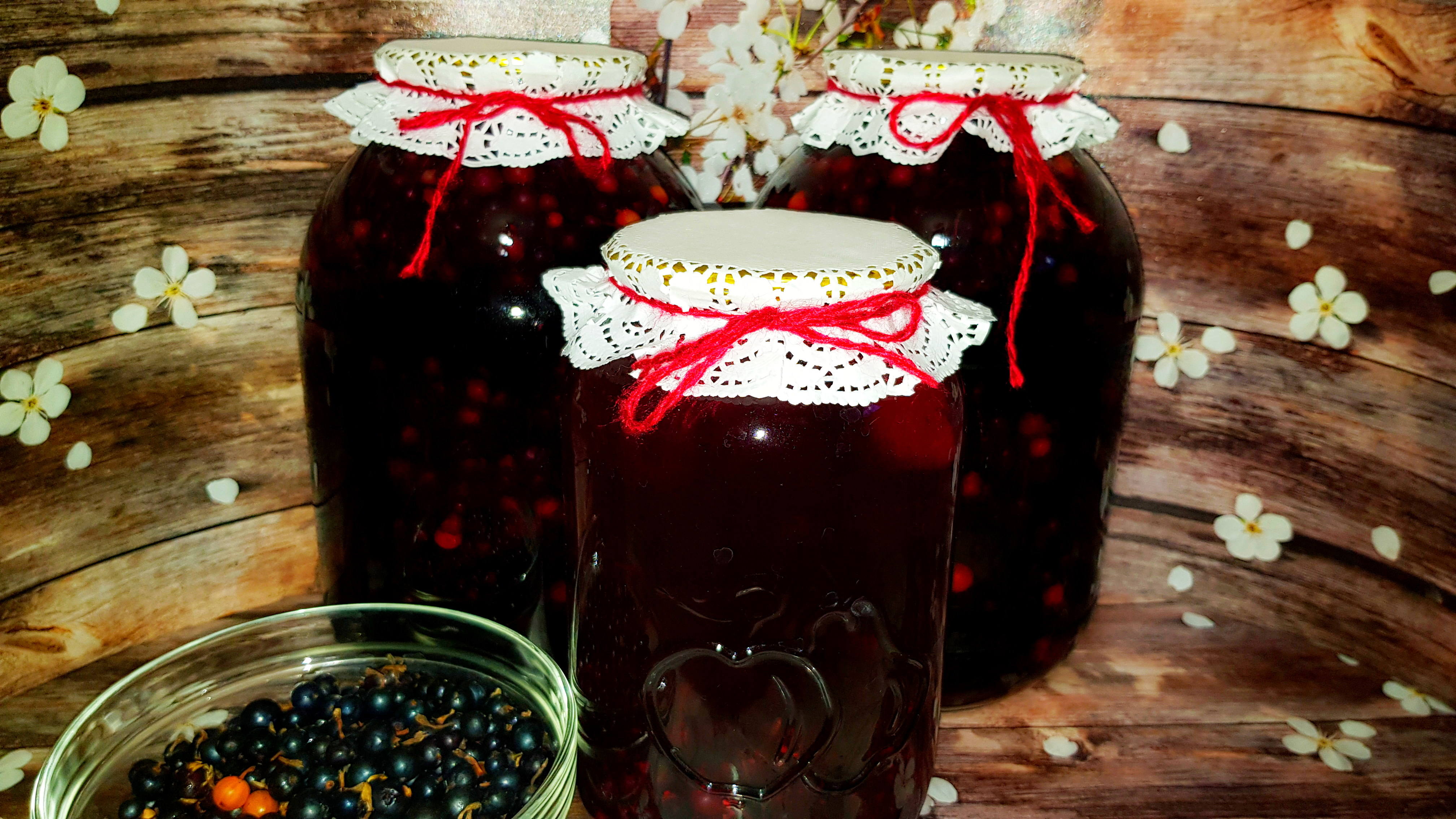 КОМПОТ ИЗ ДИКОЙ ЛЕСНОЙ СМОРОДИНЫ – самый простой, быстрый в приготовлении, вкусный и полезный рецепт смотреть онлайн