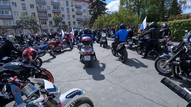 Kayo T2 MX по городу. Еду на открытие мотосезона 2022 в Ижевске. GoPro 10. 2,7K 60fps смотреть онлайн