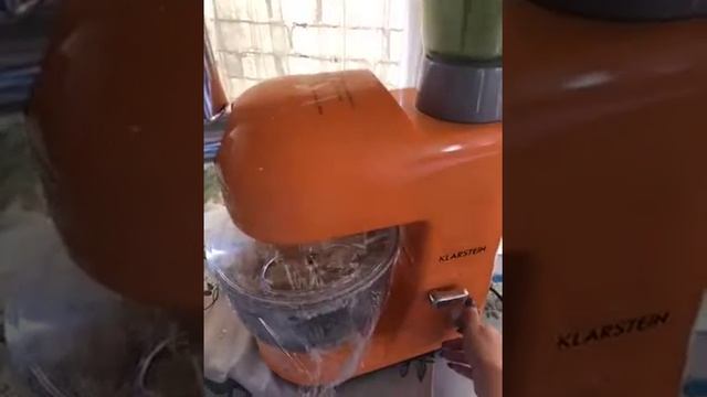 KLARSTEIN Lucia Orangina | Multifunction Stand Mixer | Kitchen Machine | 650 Watts | 5.3 qt Bowl смотреть онлайн