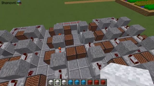 «Патриотическая Песнь» — государственный гимн России (1990-2000) на нотных блоках в Minecraft смотреть онлайн