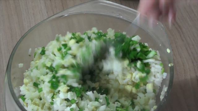 ПИРОЖКИ из ЛАВАША с НАЧИНКОЙ из риса, вареного яйца и зеленого лука || Треугольники из лаваша смотреть онлайн