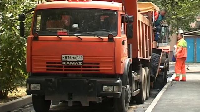 В Армавире продолжается второй этап капитального ремонта автодорог смотреть онлайн