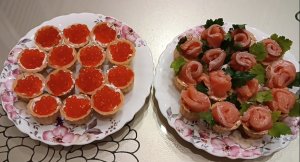 Тарталетки с красной икрой и с красной рыбой