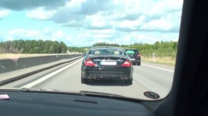 Mercedes CLS 63 AMG vs BMW E60 M5 highway race