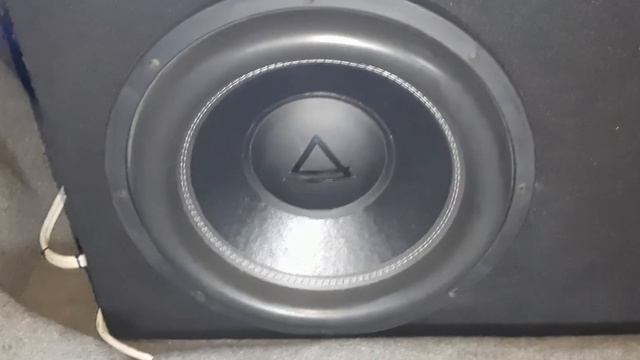 Sundown audio saz 1.2500 & Aura Venom 15" смотреть онлайн
