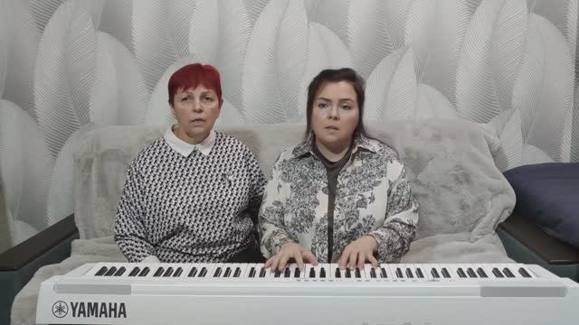 МОЛИТВА "ГОСПОДИ ПОМИЛУЙ" ( ИЗ ВСЕХ МОЛИТВ , КАКИЕ ЗНАЮ) смотреть онлайн