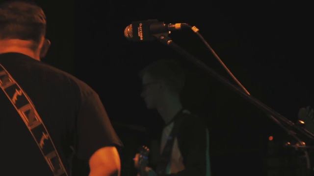 Massive Attack Reinterpreted : Andy Oliveri & The Mountaineers - Safe From Harm