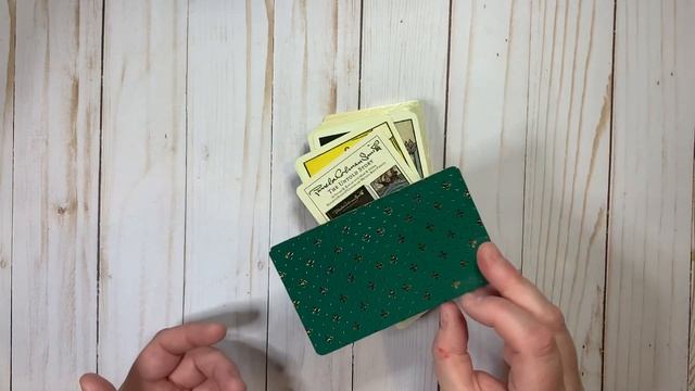 First Impressions: Smith-Waite Deluxe Tarot: Gilded Deck & Book Set смотреть онлайн