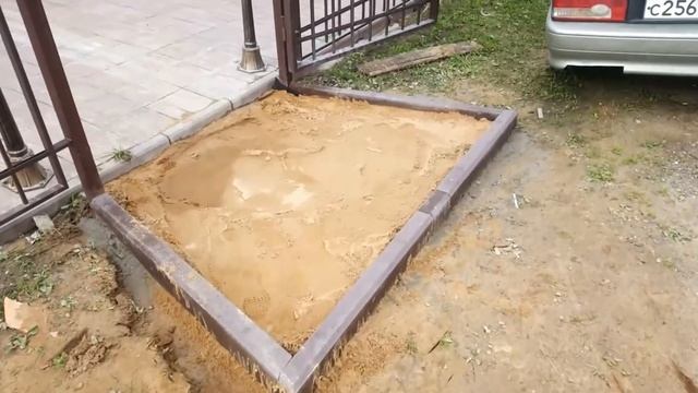 УКЛАДКА ТРОТУАРНОЙ ПЛИТКИ, (ВИБРОПРЕССОВАННОЙ). УКЛАДКА БРУСЧАТКИ. смотреть онлайн
