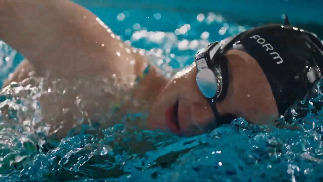 Первые AR-очки для плавания смотреть онлайн