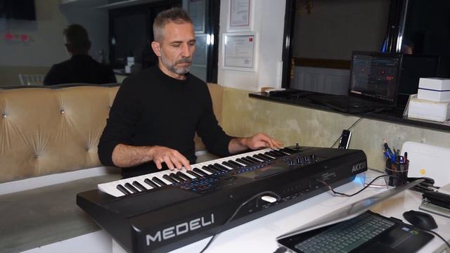 MEDELI AKX10 - 4/4 - ARABIC FERDI BABA RİTİM SES ÇALIŞMASI DEMO #medeliakx10 смотреть онлайн