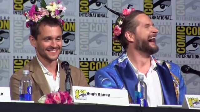 Bryan Fuller on the meaning of "Spitters are Qutters" during Hannibal Panel SDCC 2015 смотреть онлайн
