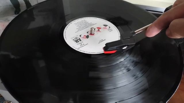 Проигрыватель пластинок (чемоданчик) Auna Peggy Sue (silver) смотреть онлайн