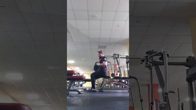 Рехаб Цикл 2 Нед 3 Д 1 Подъем гантелей на бицепс сидя, ладони развернуты вперед 3*10 17.5кг смотреть онлайн