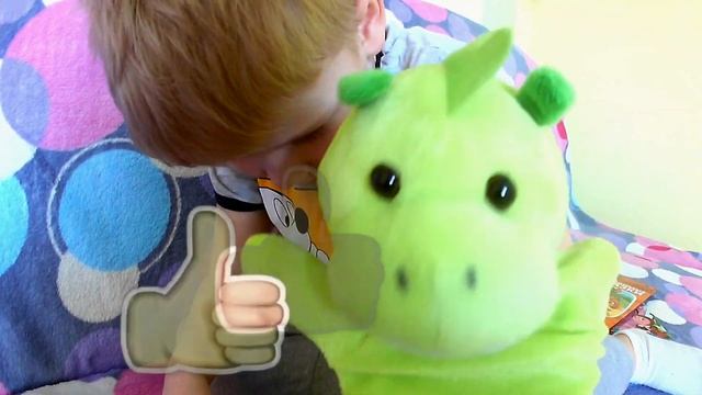 Надуваем ВОЗДУШНЫЕ ШАРИКИ Дима и Заврик делают ЧУДИКОВ из шариков на TUMANOV FAMILY смотреть онлайн