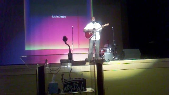 Chris Holmes @ Messiah Community Church 6-19-11 смотреть онлайн