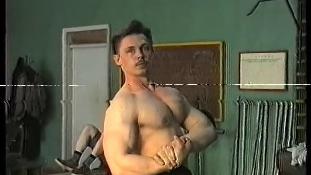 Первомайские качки.mpg смотреть онлайн