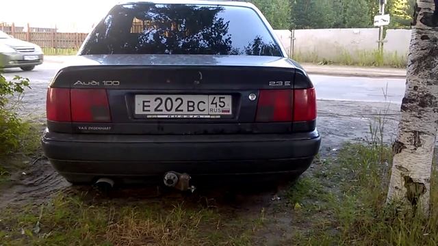 LED lights 2 on Audi 100 C4 E202BC45 смотреть онлайн