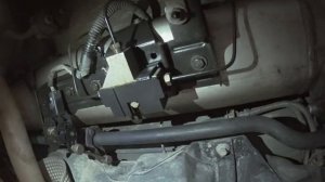 Русский Автосервис в Испании! Салоу - Реус. Меняем корпус Термостата в Ситроен С5. Проверено лично