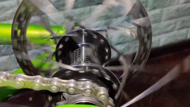 Xenium Str-52 hub sound | Звук втулки Xenium Str-52 4 собачки смотреть онлайн