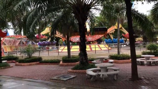 Сиам Парк Сити, в Бангкоке Таиланд 2018 Siam Park City Bangkok смотреть онлайн