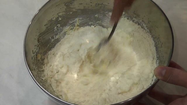 Любимые ТВОРОЖНЫЕ БУЛОЧКИ на Завтрак. Булочки без дрожжей в духовке. смотреть онлайн