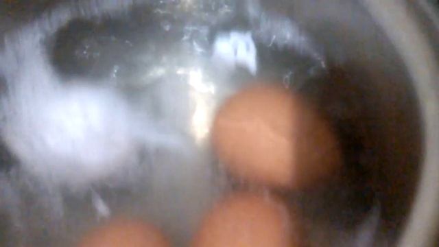 Что будет если заморозить яйцо смотреть онлайн