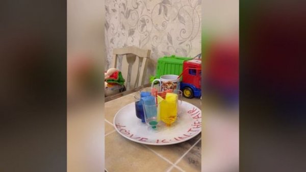 Опыты: Шагающая вода