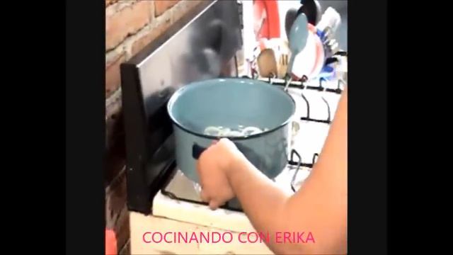 HIGADO DE RES ENCEBOLLADO COCINANDO CON ERIKA смотреть онлайн