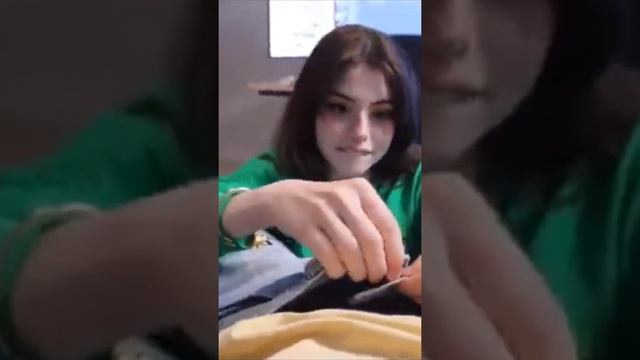 hannah howo sucking смотреть онлайн