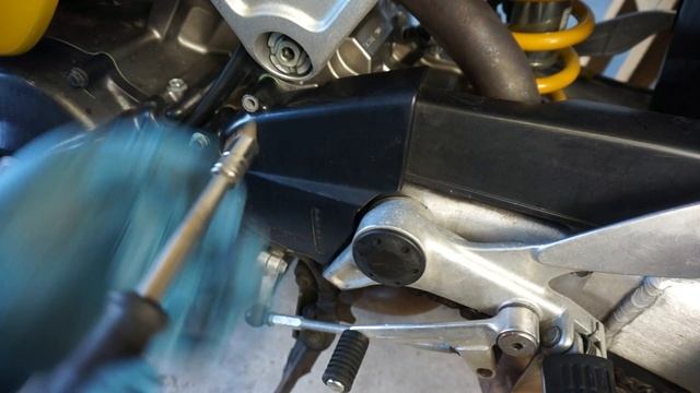 How to remove front sprocket in motorcycle , Hond vtr 1000 firestorm смотреть онлайн