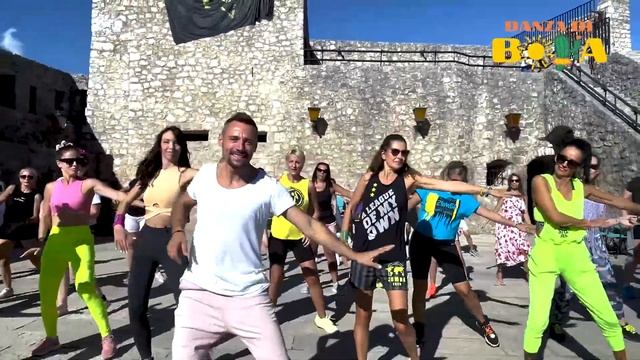 Todo mi amor eres tu - Bachata choreography - Claudiu Gutu смотреть онлайн